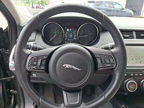 Used 2020 Jaguar E-PACE SE AWD/4WD image 20