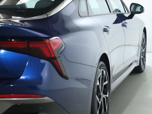 Used 2025 Kia K5 EX image 48