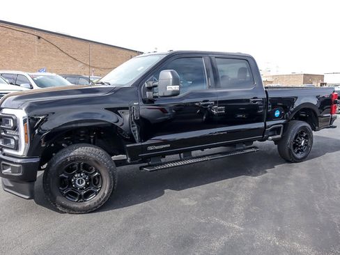 Certified 2024 Ford F250 XLT w/ XLT Premium Package AWD/4WD image 5