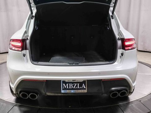 Used 2024 Porsche Macan image 27