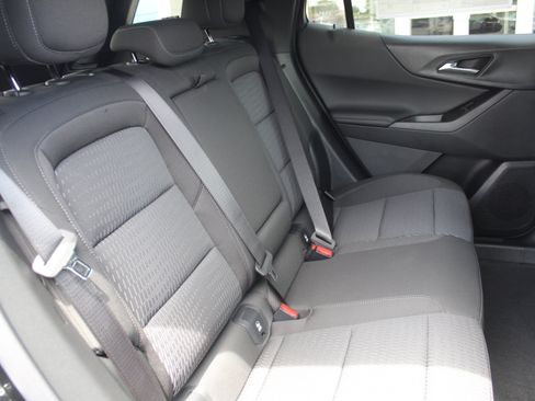 New 2026 Chevrolet Equinox LT w/ Safety and Technology Package AWD/4WD image 16