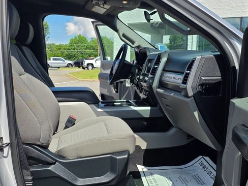 Used 2020 Ford F250 XLT w/ XLT Premium Package AWD/4WD image 56