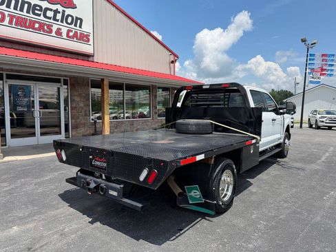 Used 2025 Ford F350 XLT AWD/4WD image 4