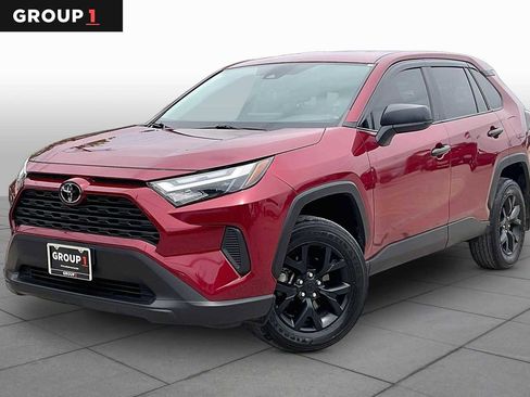 Used 2024 Toyota RAV4 LE FWD image 1