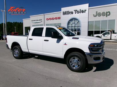 New 2025 RAM 3500 Tradesman w/ Chrome Appearance Group