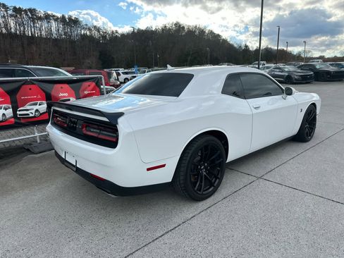 Used 2021 Dodge Challenger R/T Scat Pack w/ Shaker Package image 7