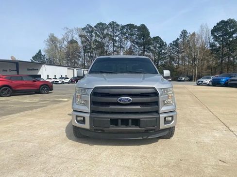 Used 2015 Ford F150 Lariat image 2