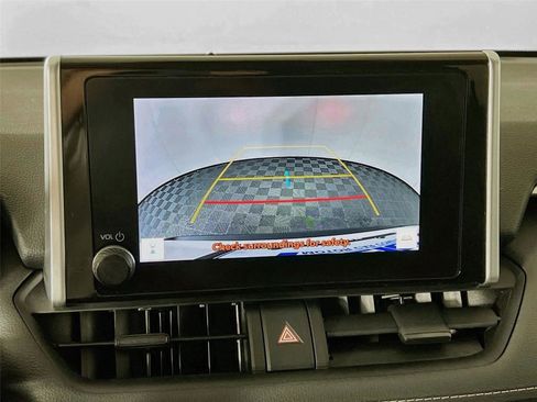 Used 2024 Toyota RAV4 XLE w/ Convenience Package AWD/4WD image 15