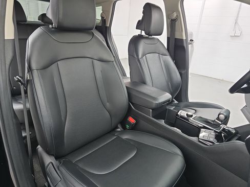 Used 2024 Kia Sportage EX image 10