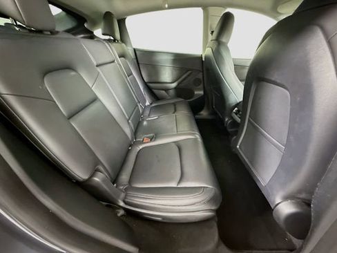 Used 2023 Tesla Model Y Long Range image 27