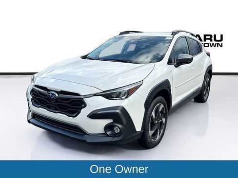 Certified 2025 Subaru Crosstrek 2.5i Limited w/ Crosstrek Mirror Package image 3