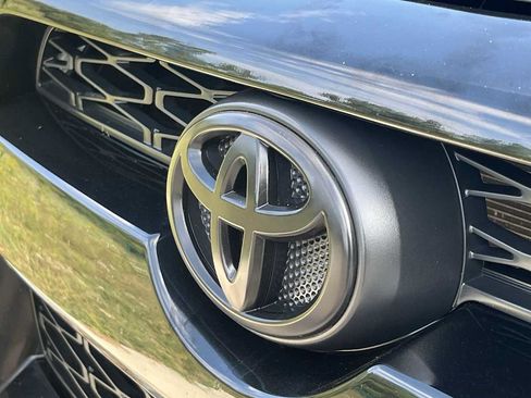 Used 2015 Toyota 4Runner SR5 Premium AWD/4WD image 24