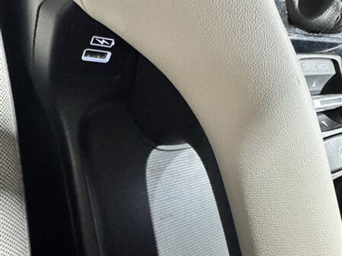 Used 2023 Honda HR-V LX image 14