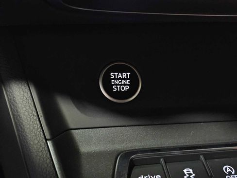 New 2025 Audi Q3 2.0T Premium Plus image 30