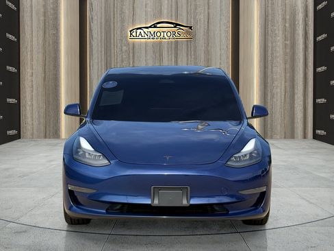 Used 2022 Tesla Model 3 Standard Range RWD image 5