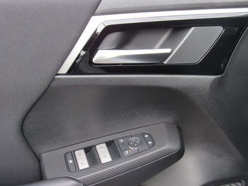 New 2026 Mitsubishi Outlander ES FWD image 11