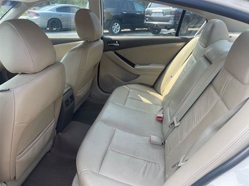 Used 2012 Nissan Altima 2.5 SL w/ 2.5SL Pkg FWD image 12