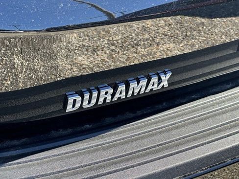 New 2026 Chevrolet Suburban High Country image 27