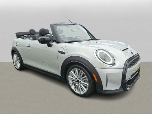 Certified 2023 MINI Cooper S image 3