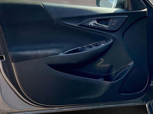 Used 2023 Chevrolet Malibu LT image 24