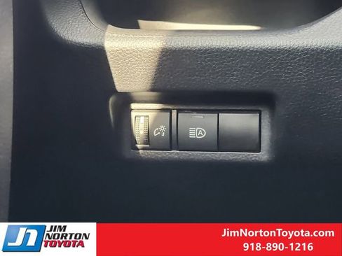 Used 2024 Toyota RAV4 XLE image 24