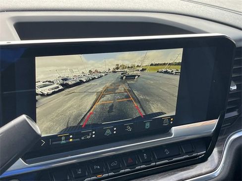 Used 2024 Chevrolet Silverado 2500 LTZ w/ LTZ Premium Package image 38