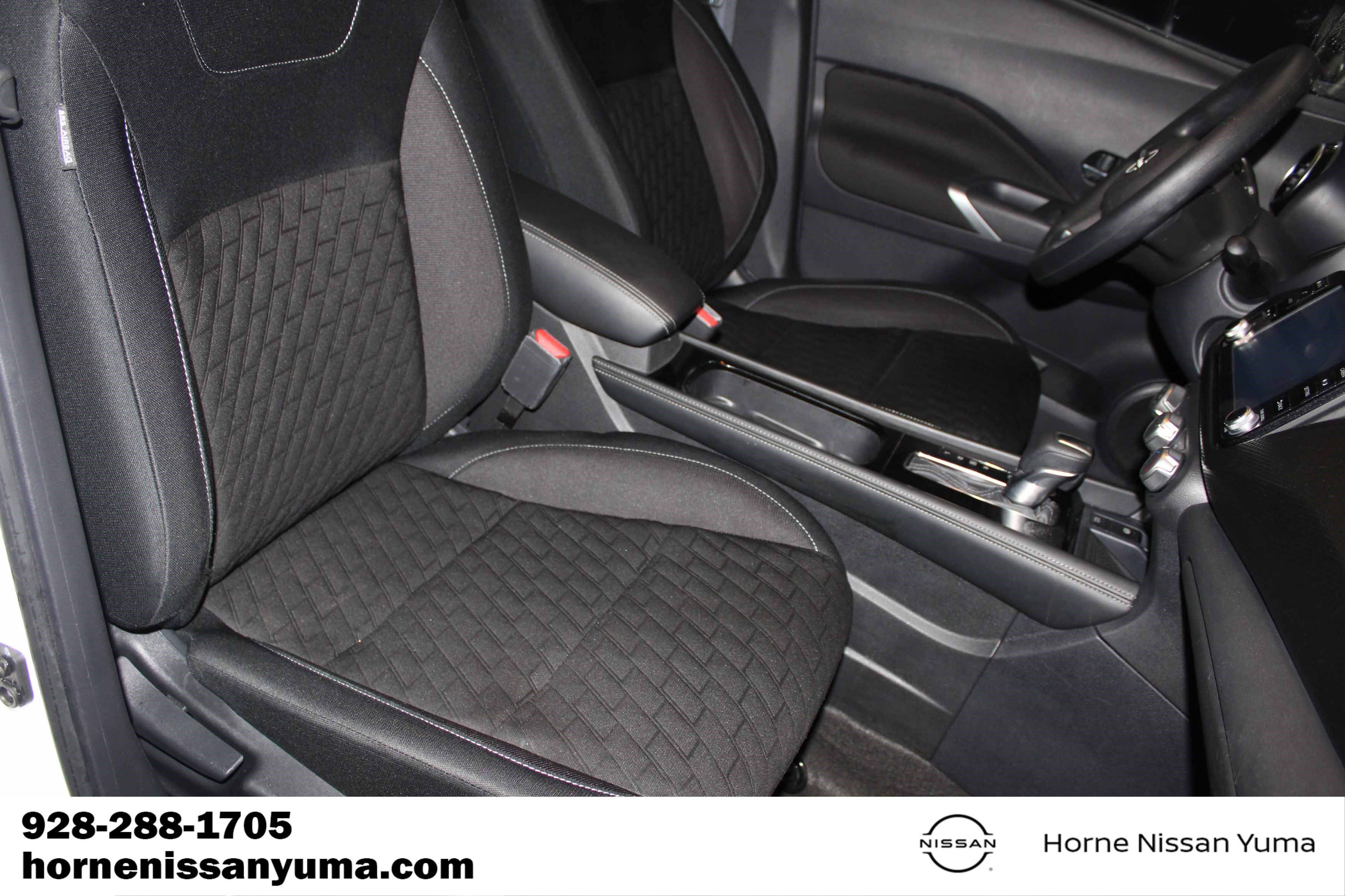 Used 2023 Nissan Kicks SV FWD image 5