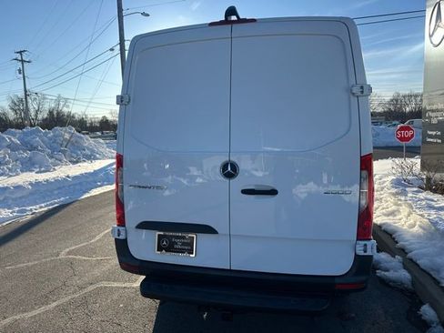Used 2023 Mercedes-Benz Sprinter 144 Cargo image 4