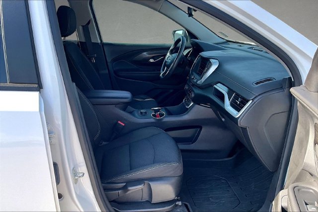 Used 2023 GMC Terrain SLE FWD image 5