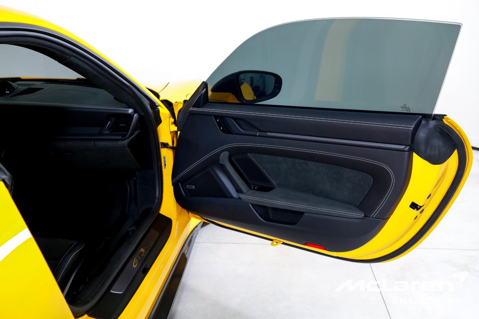 Used 2022 Porsche 911 GT3 RWD image 17