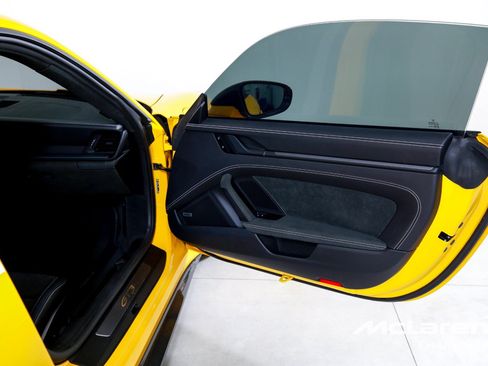 Used 2022 Porsche 911 GT3 RWD image 17