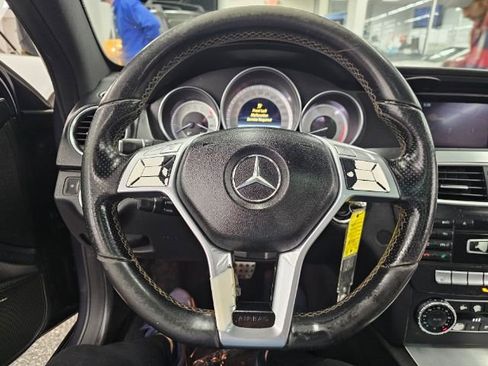 Used 2013 Mercedes-Benz C 250 Coupe image 9