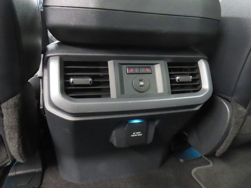 Used 2025 Ford F150 Lariat w/ Equipment Group 502A High AWD/4WD image 17