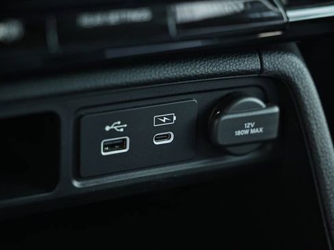 Certified 2025 Honda Pilot EX-L image 39