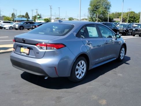 New 2025 Toyota Corolla LE image 7