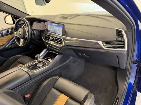Used 2022 BMW X6 M w/ Competition Package image 44