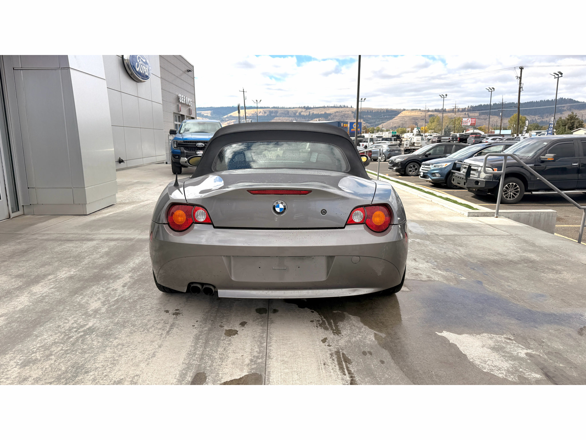 Used 2003 BMW Z4 3.0i RWD image 8
