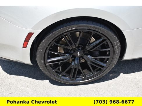 Used 2018 Chevrolet Camaro SS RWD image 32