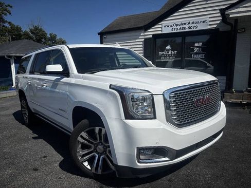 Used 2017 GMC Yukon XL Denali w/ Open Road Package RWD image 1