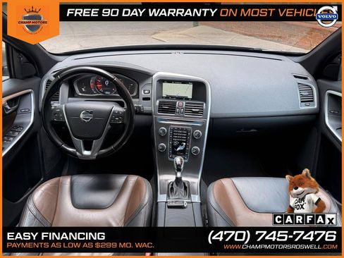 Used 2015 Volvo XC60 T5 Premier w/ Proximity Package FWD image 2