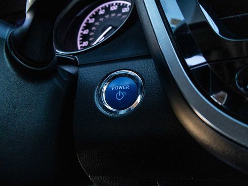 Certified 2022 Toyota Camry XSE w/ Navigation Upgrade Package image 34