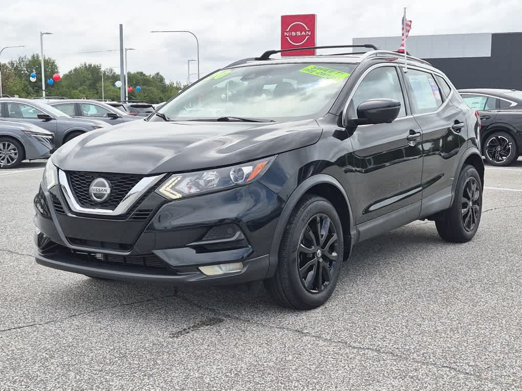 Used 2020 Nissan Rogue Sport SV w/ Technology Package AWD/4WD image 1