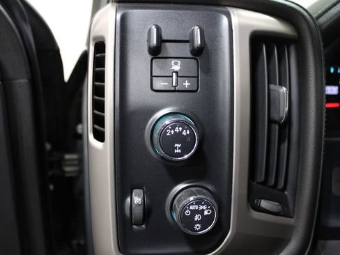 Used 2017 GMC Sierra 2500 Denali w/ Duramax Plus Package AWD/4WD image 42