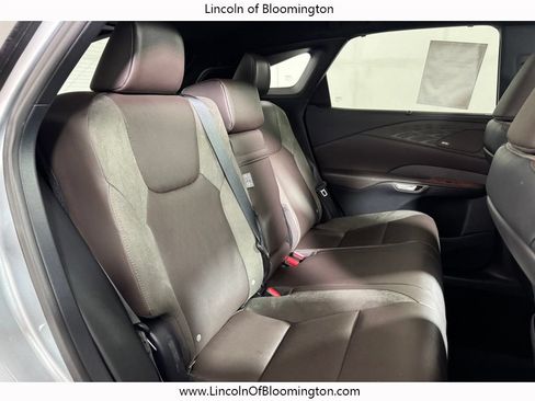 Used 2025 Lexus RX 350 AWD w/ Convenience Package image 12