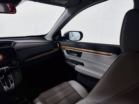 Used 2019 Honda CR-V Touring image 21