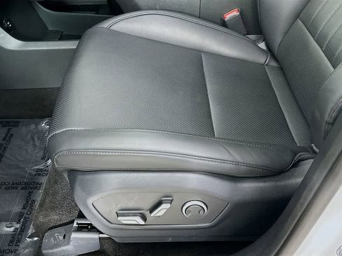 Used 2025 Hyundai Santa Fe SEL image 29