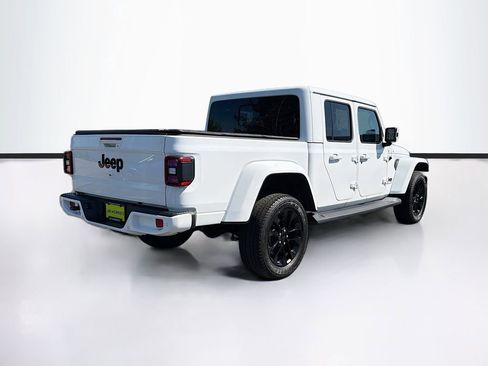 Used 2021 Jeep Gladiator Overland AWD/4WD image 7