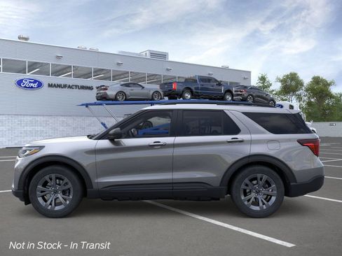 New 2026 Ford Explorer Active image 5