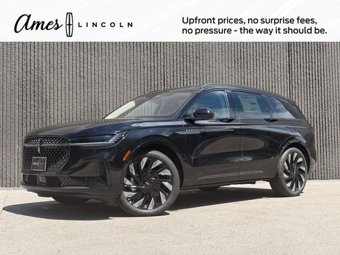 New 2026 Lincoln Nautilus Reserve w/ Jet Appearance Package AWD/4WD image 1