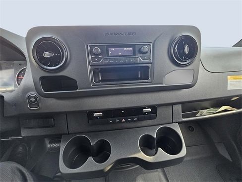 New 2025 Mercedes-Benz Sprinter 2500 image 14